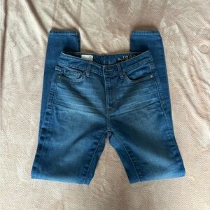 Gap high rise skinny jeans - size 25R